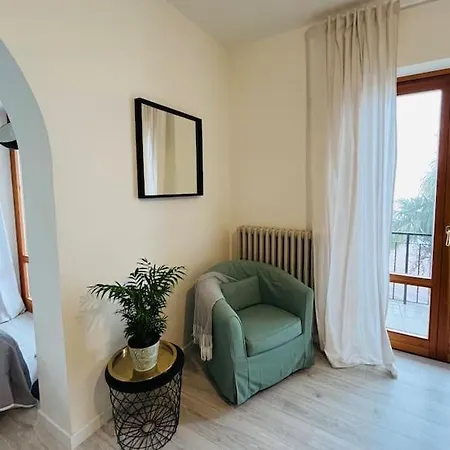 公寓 Casa Scheggia - In Vista 梅纳焦